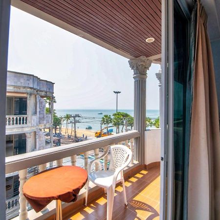 Akvavit Living Hotel Jomtien Beach Exterior photo