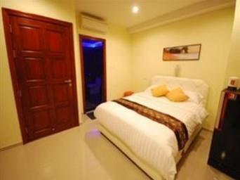 Akvavit Living Hotel Jomtien Beach Exterior photo