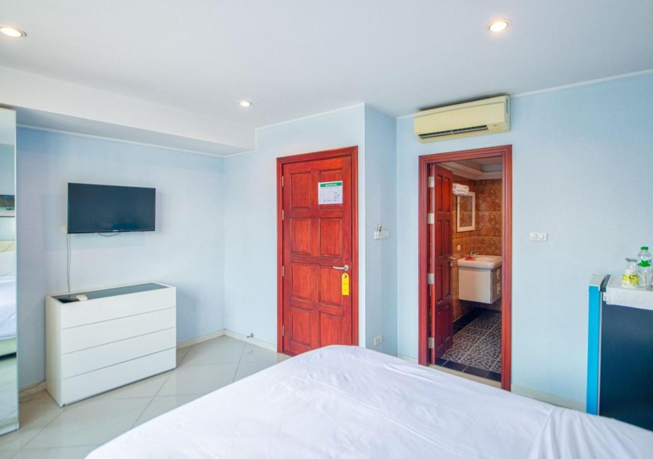 Akvavit Living Hotel Jomtien Beach Exterior photo